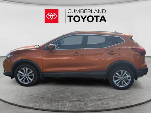 Monarch Orange 2017 Nissan Rogue Sport SV