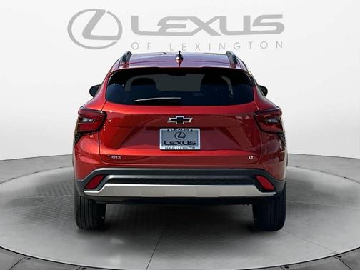 Cayenne Orange Metallic 2024 Chevrolet Trax LT