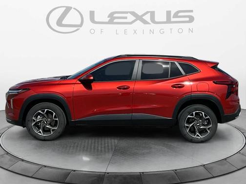 Cayenne Orange Metallic 2024 Chevrolet Trax LT