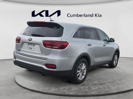Sparkling Silver 2019 Kia Sorento L