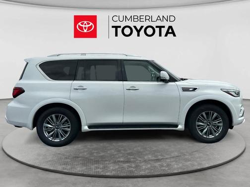 Moonstone White 2024 INFINITI QX80 Luxe