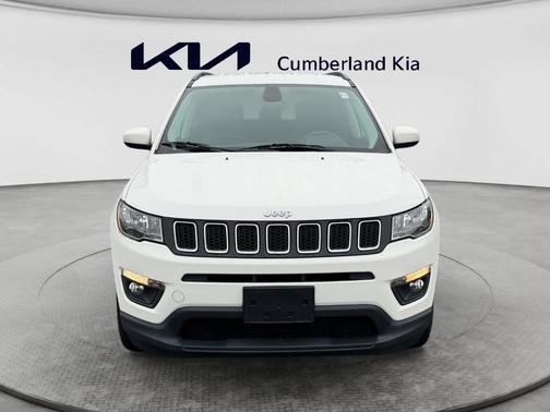 White Clearcoat 2018 Jeep Compass Latitude