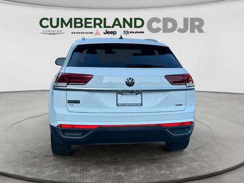 Pure White 2023 Volkswagen Atlas Cross Sport 2.0T SE w/Technology