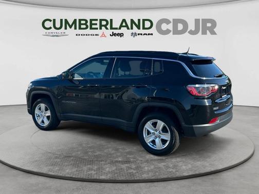 Diamond Black 2022 Jeep Compass Latitude