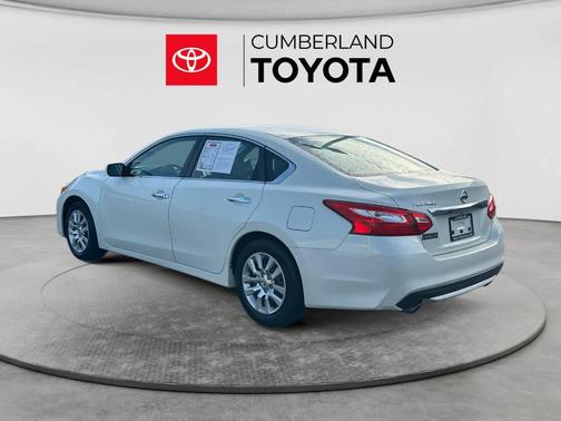 Pearl White 2016 Nissan Altima 2.5 S