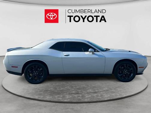 Triple Nickel Clearcoat 2022 Dodge Challenger SXT