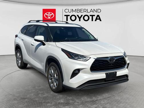 Wind Chill Pearl 2023 Toyota Highlander Limited