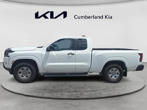 Glacier White 2024 Nissan Frontier S