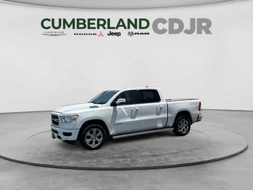 Bright White Clearcoat 2023 RAM 1500 Big Horn