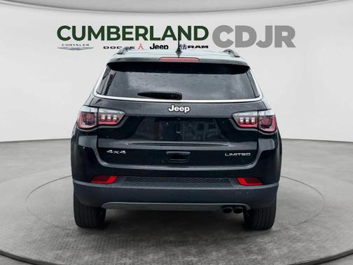 Diamond Black 2022 Jeep Compass Limited