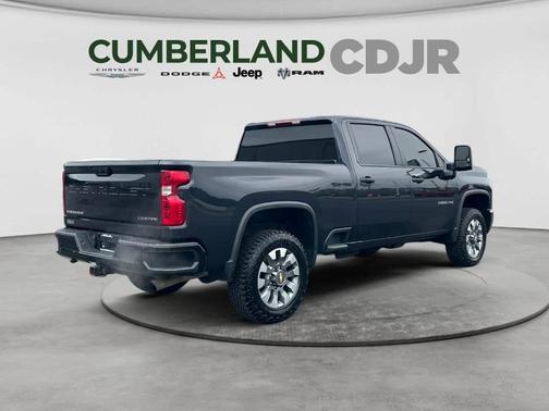 Dark Ash Metallic 2024 Chevrolet Silverado 2500 Custom