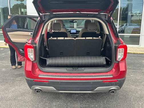 Rapid Red Metallic Tinted Clearcoat 2021 Ford Explorer Limited