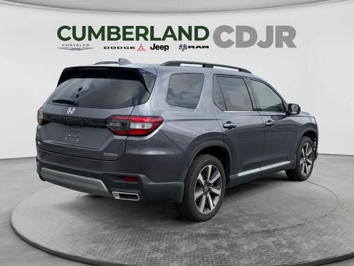 Modern Steel Metallic 2025 Honda Pilot Touring