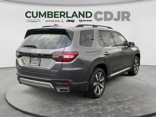 Modern Steel Metallic 2025 Honda Pilot Touring
