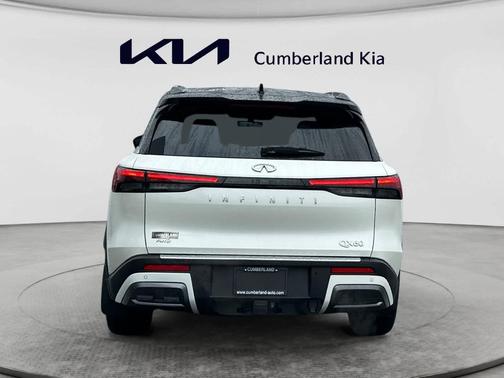 Majestic White / Black Obsidian 2023 INFINITI QX60 AUTOGRAPH