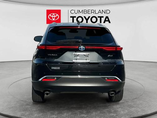 Celestial Black 2024 Toyota Venza XLE