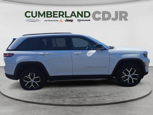 Bright White Clearcoat 2024 Jeep Grand Cherokee Limited
