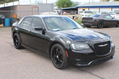 Black 2018 Chrysler 300 Touring