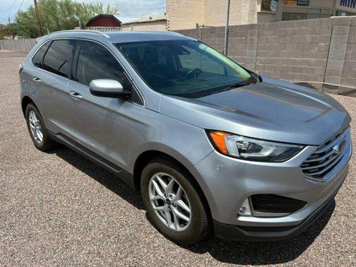 Silver 2021 Ford Edge SEL