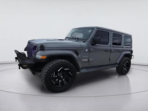 Sting Gray Clearcoat 2022 Jeep Wrangler Unlimited Sahara
