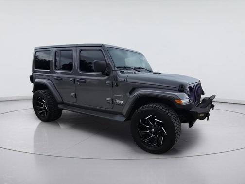 Sting Gray Clearcoat 2022 Jeep Wrangler Unlimited Sahara