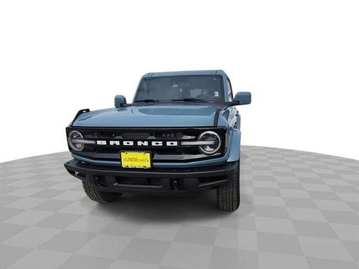 Robins Egg Blue 2023 Ford Bronco Outer Banks