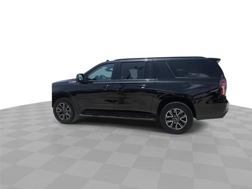 Black 2022 Chevrolet Suburban Z71