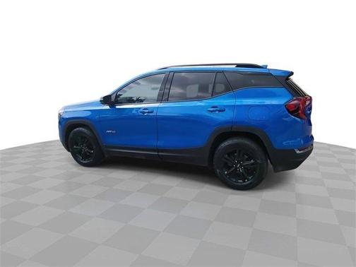 2024 GMC Terrain AT4
