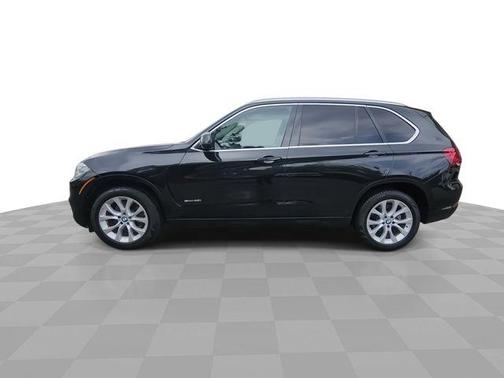 Black Sapphire Metallic 2015 BMW X5 sDrive35i