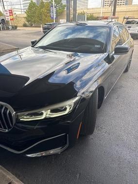 2020 BMW 740 i