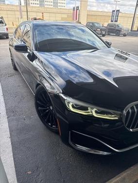 2020 BMW 740 i