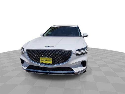 Uyuni White 2025 Genesis GV70 2.5T