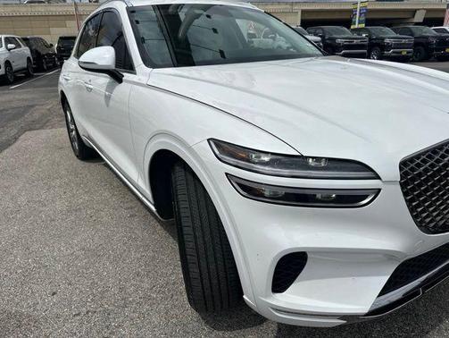 White 2025 Genesis GV70 2.5T