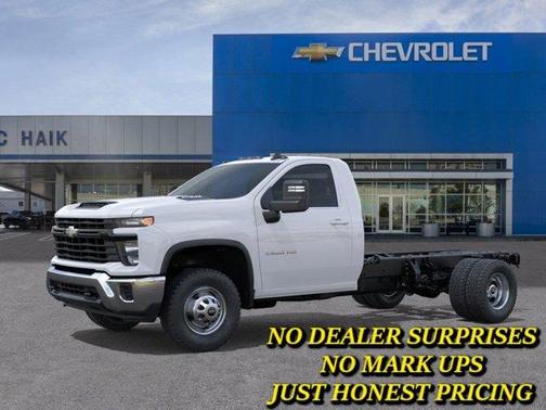 2026 Chevrolet Silverado 3500 WT