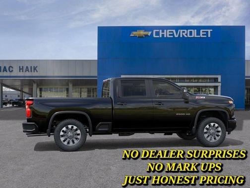 Black 2026 Chevrolet Silverado 2500 Custom