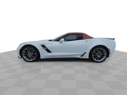 Arctic White 2019 Chevrolet Corvette Grand Sport