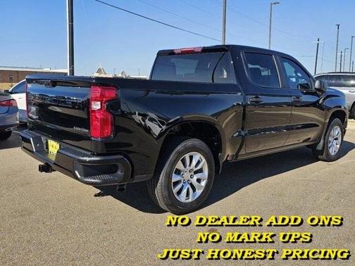 2025 Chevrolet Silverado 1500 Custom