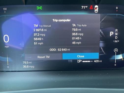 2024 Volvo S60 B5 Core Dark Theme