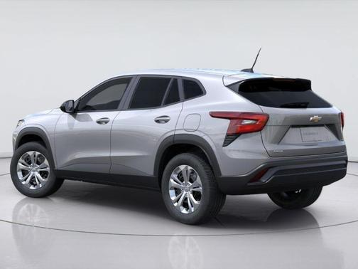Sterling Gray Metallic 2026 Chevrolet Trax LS