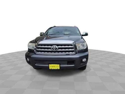 Magnetic Gray Metallic 2015 Toyota Sequoia Platinum