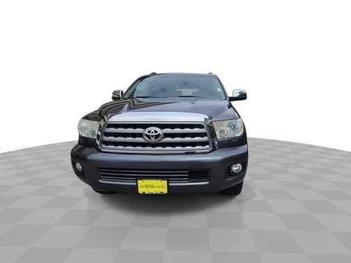 Magnetic Gray Metallic 2015 Toyota Sequoia Platinum