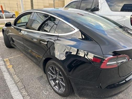 2019 Tesla Model 3 Mid Range