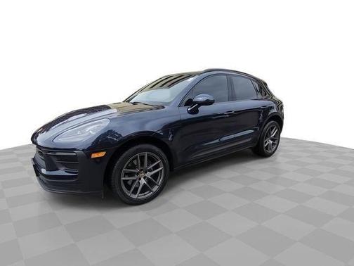 Night Blue Metallic 2022 Porsche Macan Base