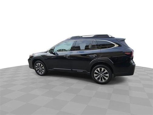 2023 Subaru Outback Touring