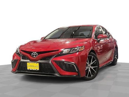 Red 2022 Toyota Camry SE
