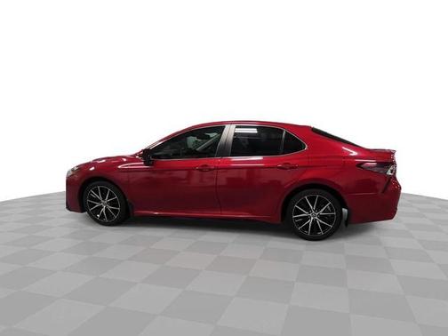 Red 2022 Toyota Camry SE