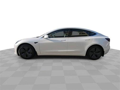 2020 Tesla Model 3 Standard Range Plus