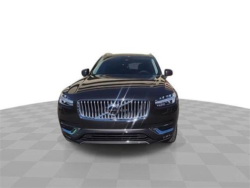 2024 Volvo XC90 B6 Ultimate Bright Theme 7-Seater