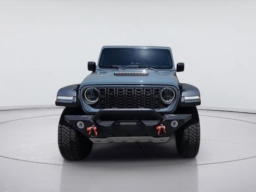Anvil Clearcoat 2024 Jeep Gladiator Mojave