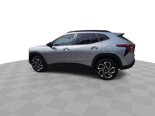 Sterling Gray Metallic 2024 Chevrolet Trax 2RS